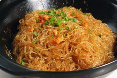 粉絲煲加盟 創(chuàng)業(yè)新機(jī)遇，美味財(cái)富雙贏之路